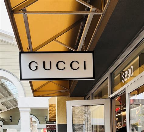 gucci logo rosso verde|Gucci Livermore Outlet.